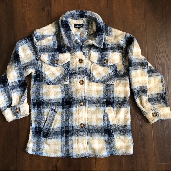 NWOT Soft plaid oversize sherpa shacket w/pockets LARGE - Picture 3 of 9